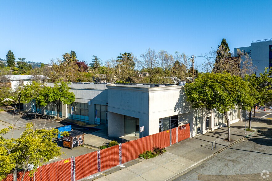 More Photos Of 2655 Shattuck Ave, Berkeley Apartments For Sale