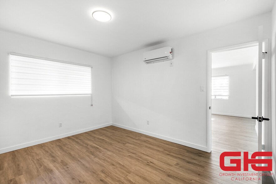 More Photos Of 521 E Live Oak Ave, Arcadia Apartments For Sale