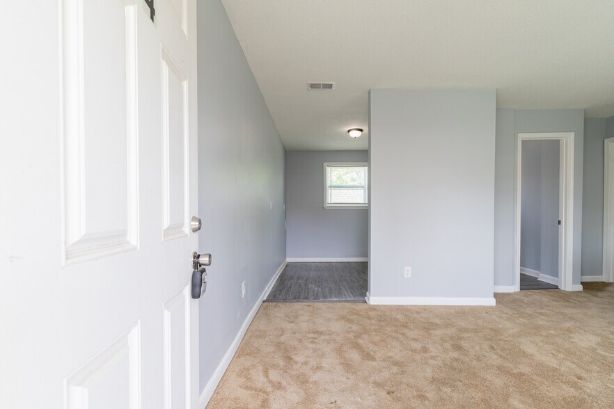 More Photos Of 712 N 5th St, Memphis Apartments For Sale