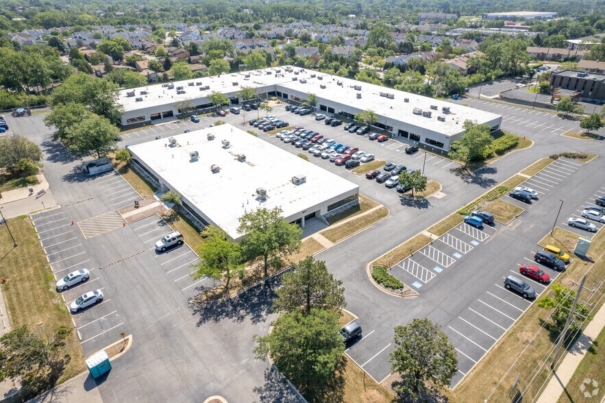 More Photos Of 8201 S Cass Ave, Darien Unknown For Lease