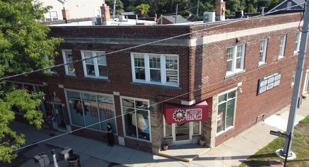 More Photos Of 23900-23908 Woodward Ave, Pleasant Ridge Office For Lease