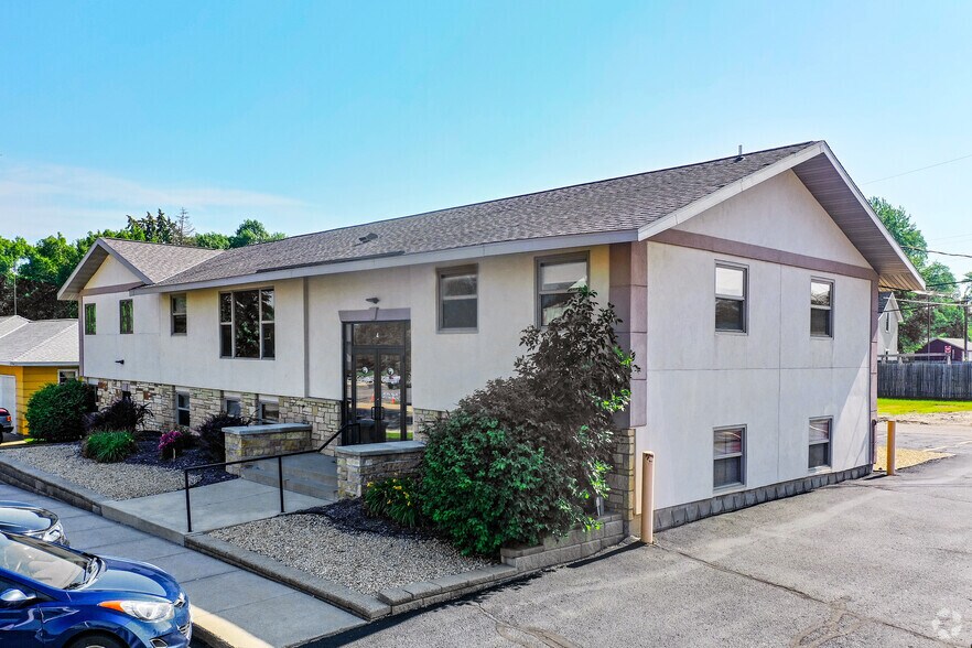 Primary Photo Of 4 13th Ave N, Waite Park Medical For Sale