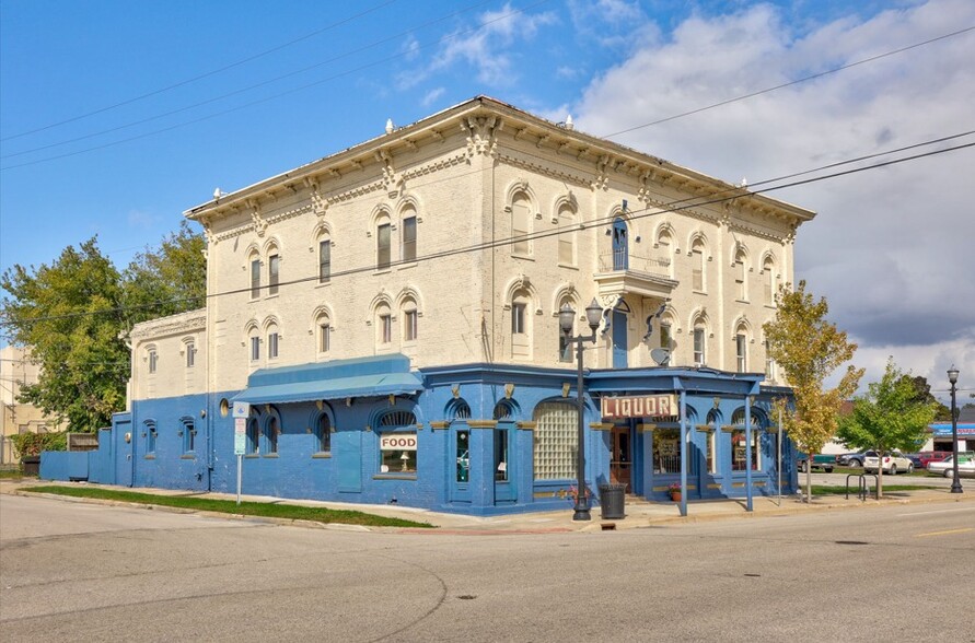 Primary Photo Of 301 N Hamilton St, Saginaw Apartments For Sale