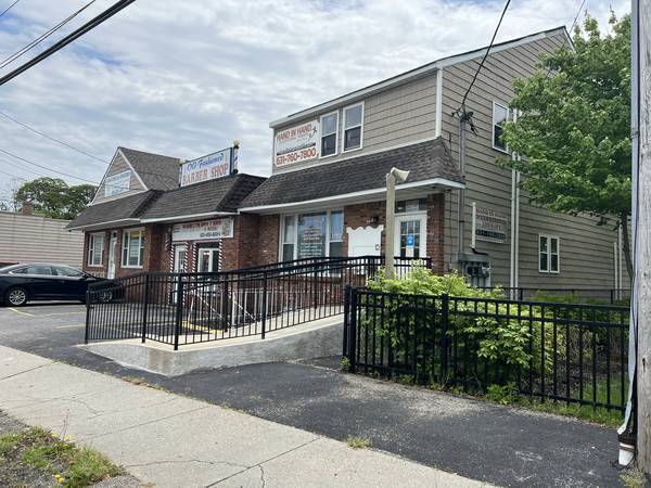 More Photos Of 760-764 Middle Country Rd, Selden General Retail For Lease