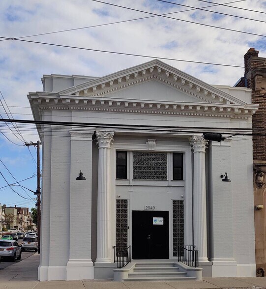 More Photos Of 2940 Richmond Ter, Staten Island Office For Sale