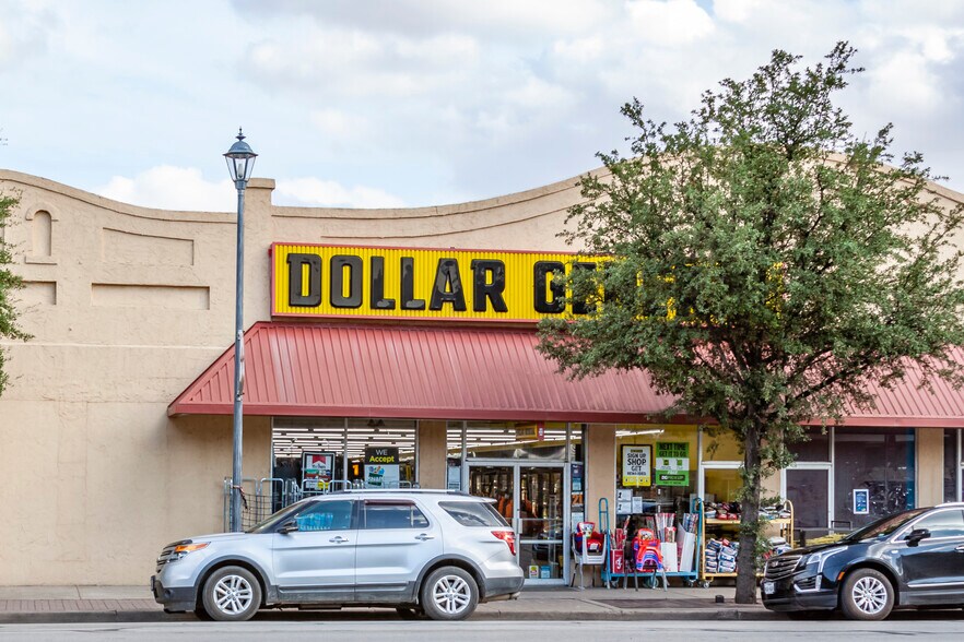 More Photos Of 813-815 Hutchins Ave, Ballinger General Retail For Sale