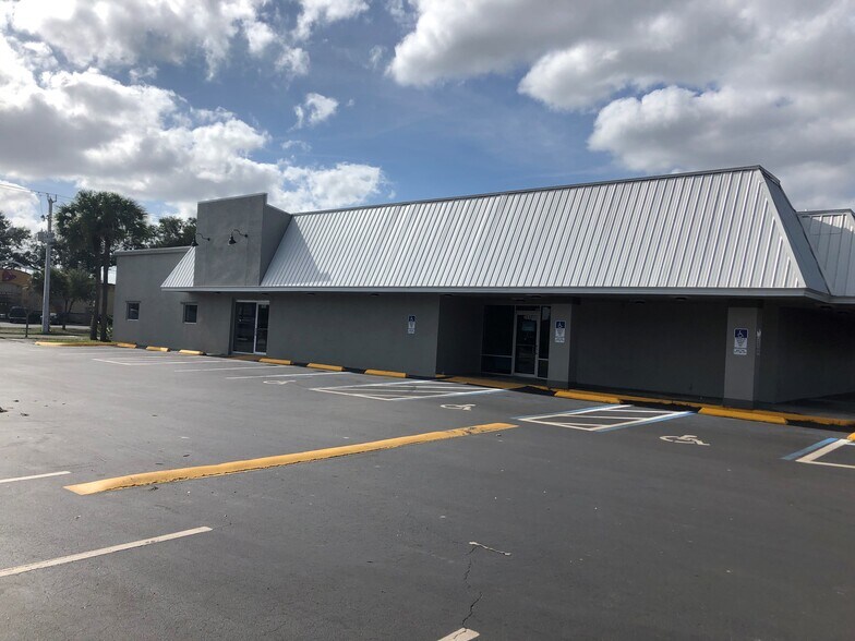 26702690 S Orlando Dr, Sanford, FL 32773 Retail For Lease