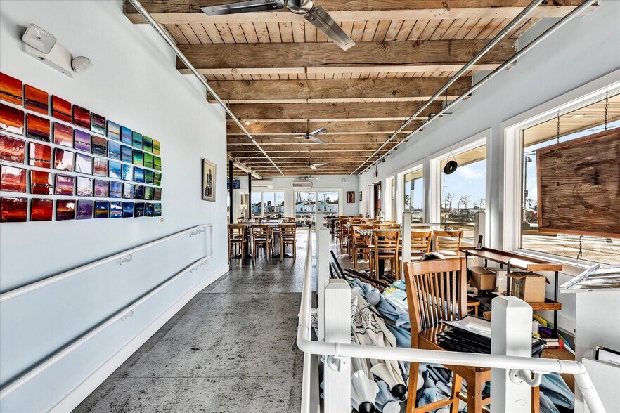 More Photos Of 317-319 Commercial St, Provincetown Restaurant For Lease