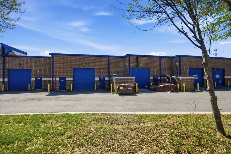 More Photos Of 1001 Prince George's Blvd, Upper Marlboro Light Manufacturing For Lease
