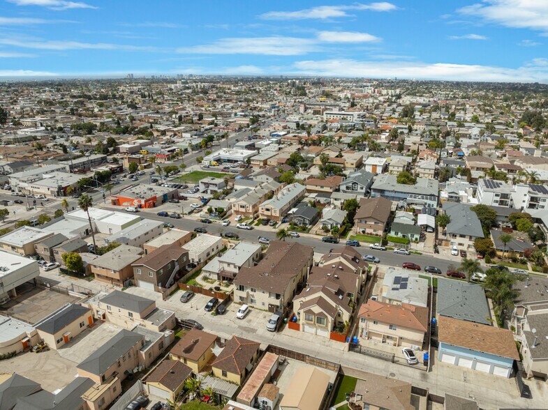 More Photos Of 4433-4437 Winona Ave, San Diego Apartments For Sale