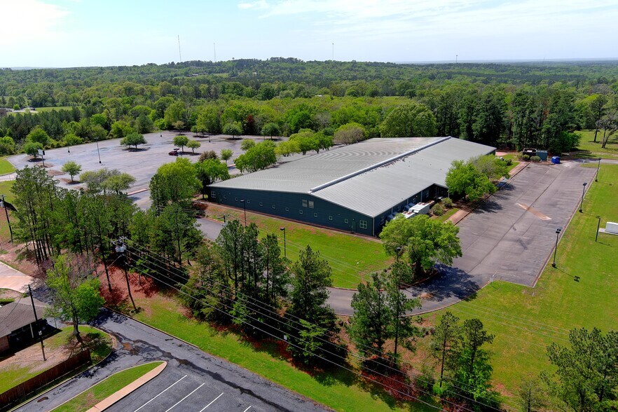 More Photos Of 200 Vista Rdg, Palestine Office For Sale