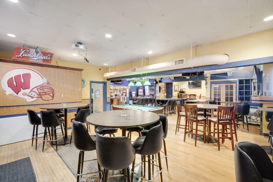 More Photos Of 6317 W Bluemound Rd, Milwaukee Bar For Sale