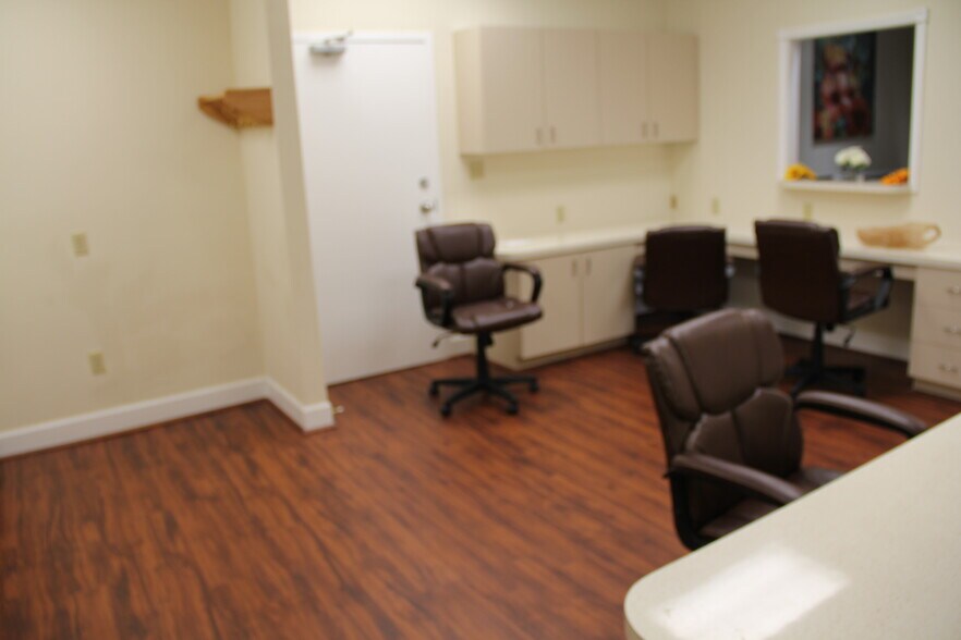 More Photos Of 13801 Bruce B Downs Blvd, Tampa Medical For Lease
