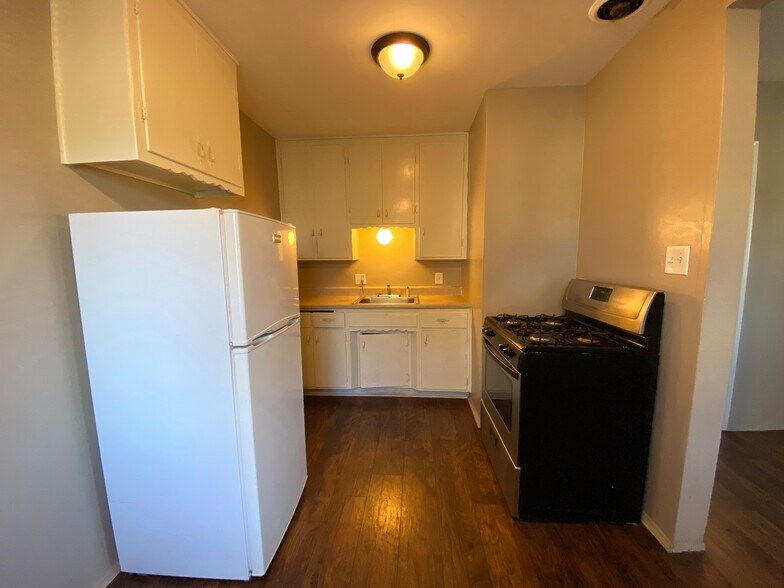 More Photos Of 1313 E 9th St, National City Apartments For Sale