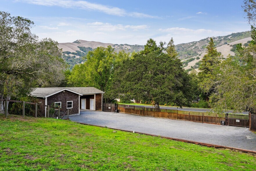 More Photos Of 1605 Lucas Valley Rd, San Rafael Healthcare For Sale