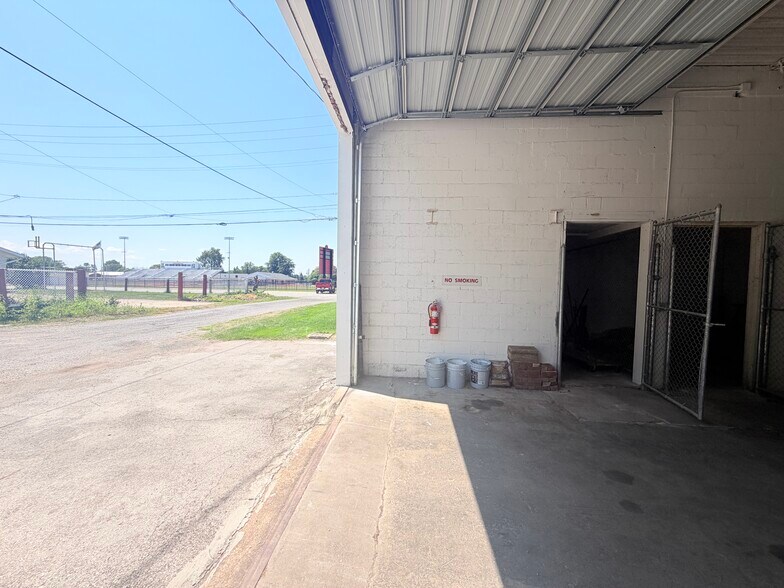 More Photos Of 513 Fremont Rd, Port Clinton Warehouse For Sale