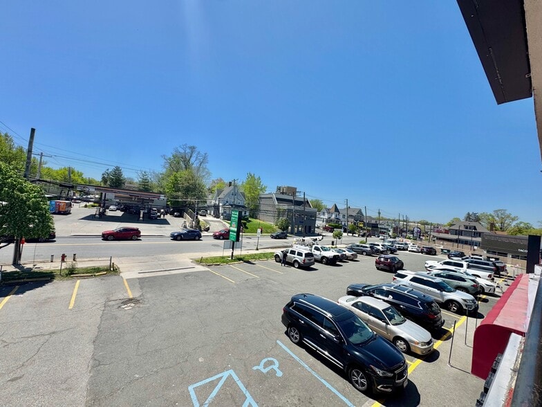 More Photos Of 1267 Forest Ave, Staten Island Storefront Retail Office For Lease