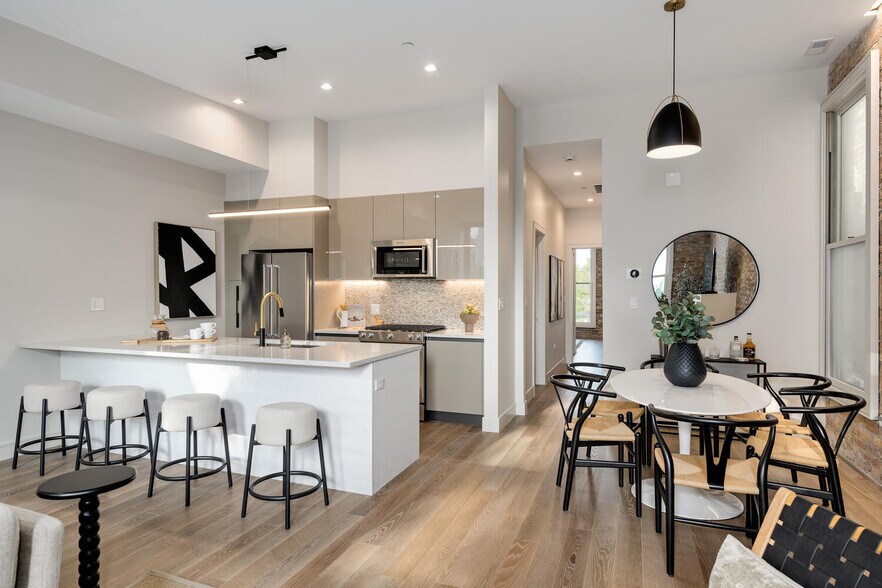 More Photos Of 1820 N Wells St, Chicago Apartments For Sale