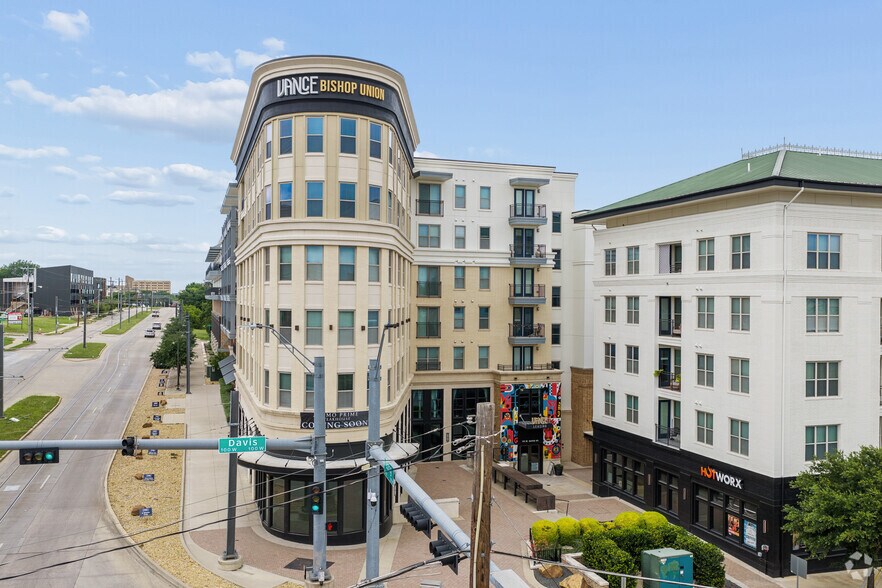 More Photos Of 101-111 W Davis St, Dallas Apartments For Lease