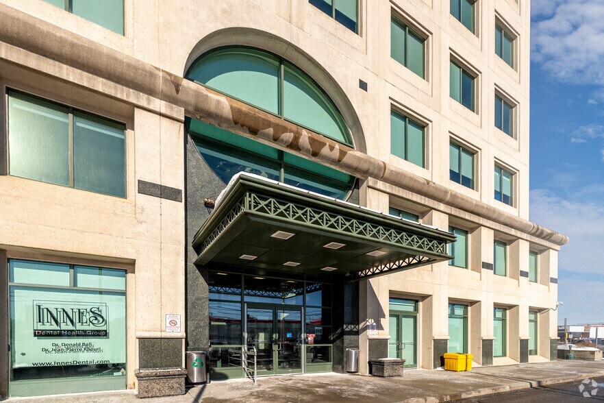 More Photos Of 1730 St Laurent Blvd, Ottawa Medical For Lease