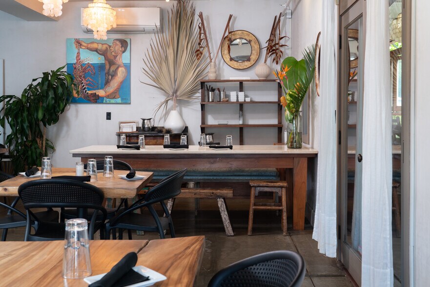 More Photos Of 93 Hana Hwy, Paia Hotel For Lease