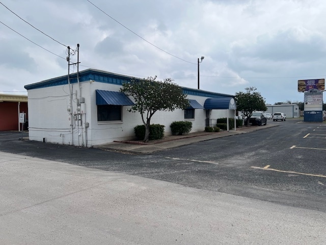 More Photos Of 620 W Ferguson Ave, Pharr Freestanding For Sale