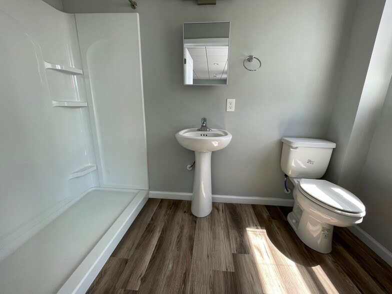 More Photos Of 611 Swede St, Norristown Apartments For Sale