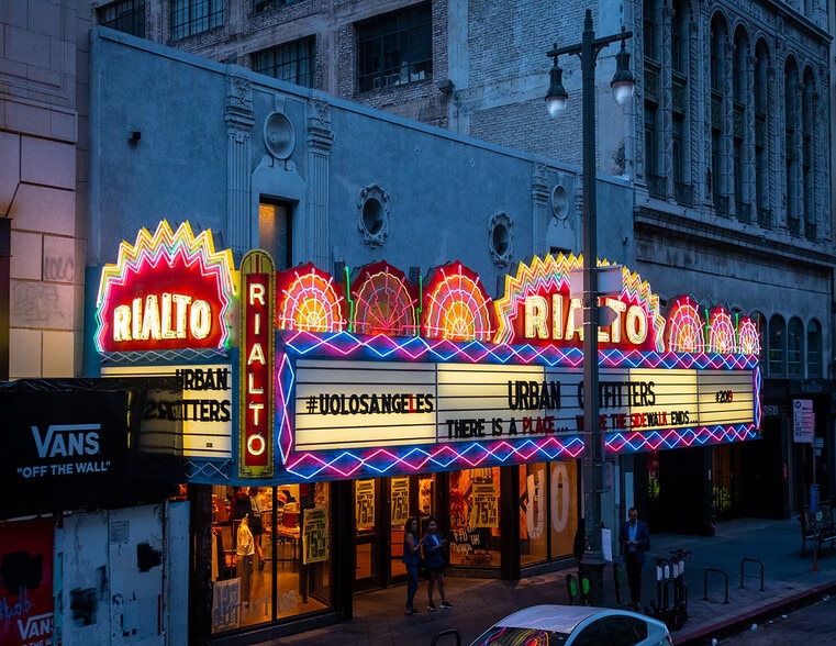 Primary Photo Of 810-812 S Broadway, Los Angeles Storefront For Sale