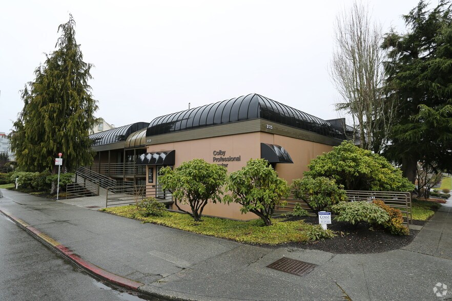 More Photos Of 3125 Colby Ave, Everett Medical For Lease