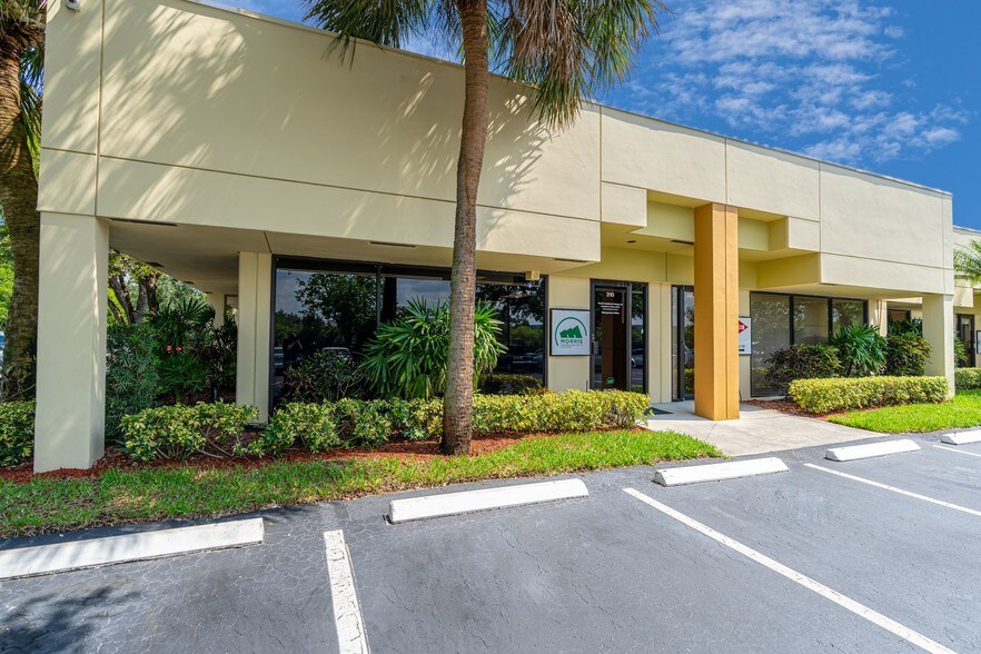 Primary Photo Of 13790-13798 NW 4th St, Sunrise Loft Creative Space For Lease