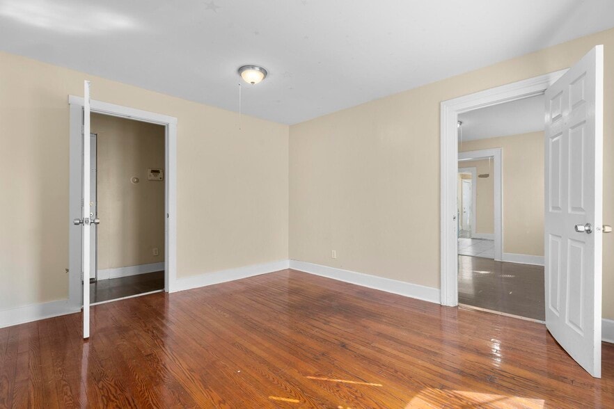 More Photos Of 122 Derby Ave, New Haven Apartments For Sale