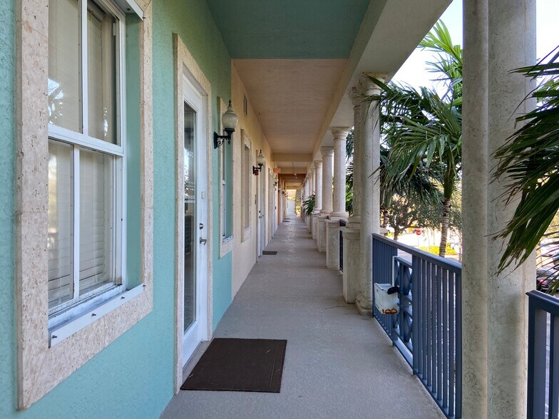 More Photos Of 401 W Atlantic Ave, Delray Beach Storefront Retail Office For Lease