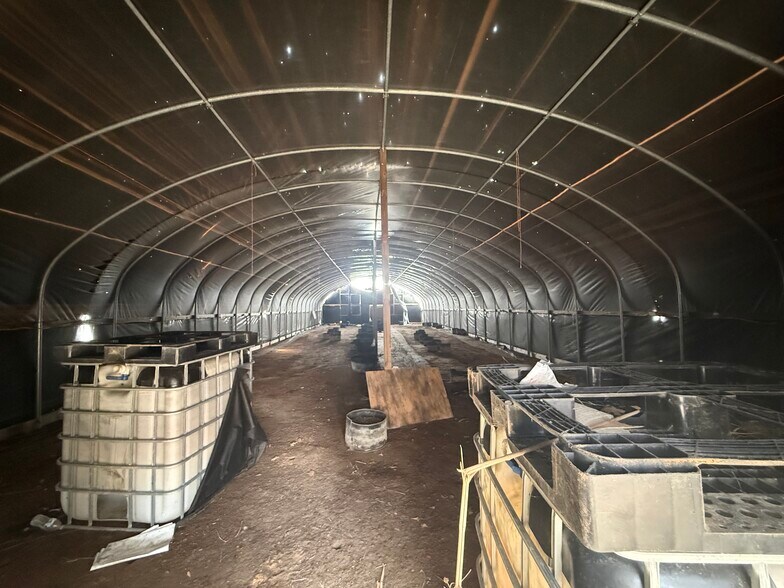 More Photos Of 18870 County Line Rd, Keota Manufacturing For Sale