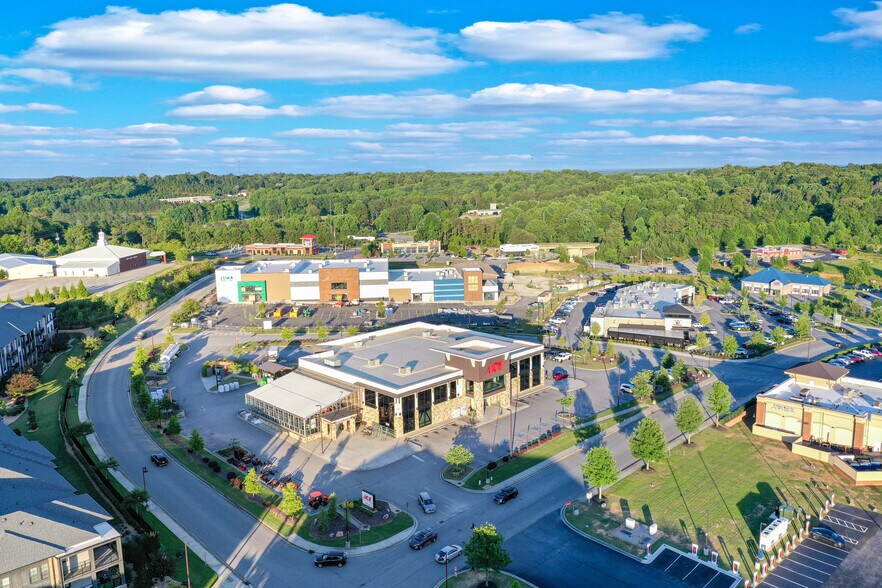 More Photos Of 1963 Jesse Jewell Pkwy NE, Gainesville Freestanding For Sale