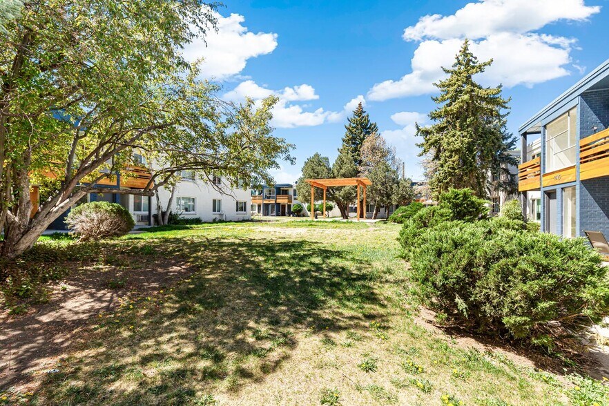 More Photos Of 1679-1695 Reed St, Lakewood Apartments For Sale