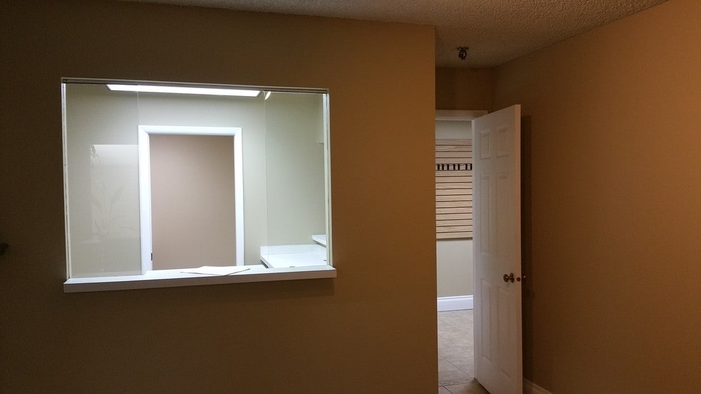 More Photos Of 880 E 9400 S, Sandy Medical For Lease