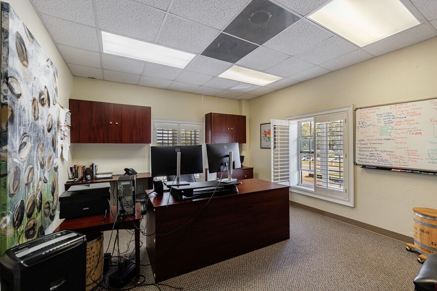 More Photos Of 12230 Cumming Hwy, Canton Warehouse For Lease