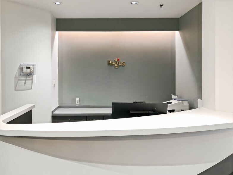 More Photos Of 13353 Commerce Pky, Richmond Coworking Space