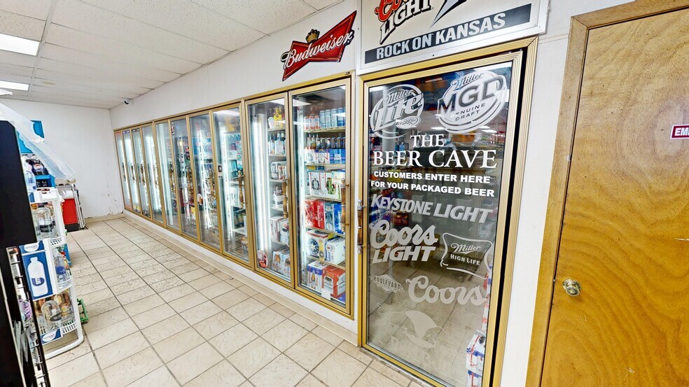 More Photos Of 1200 Castle Rock St, Quinter Service Station For Sale