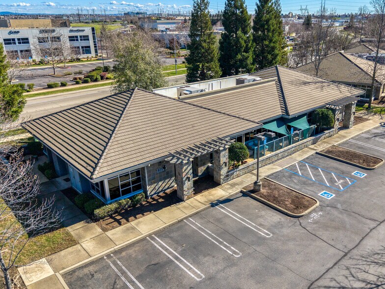 More Photos Of 975 Reserve Dr, Roseville Medical For Sale
