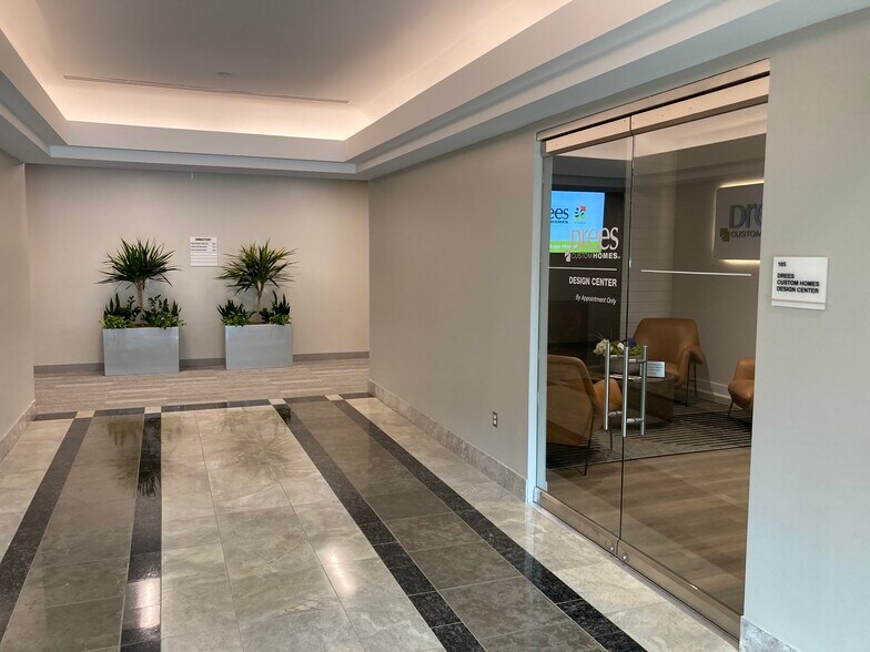 More Photos Of 11125 W Equity Dr N, Houston Office For Lease