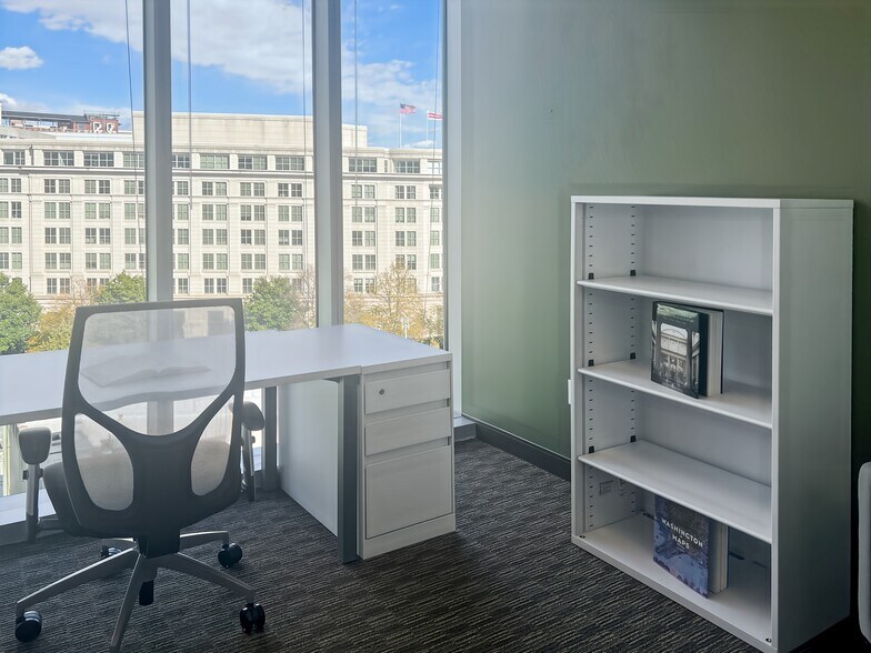 More Photos Of 20 F St NW, Washington Coworking Space
