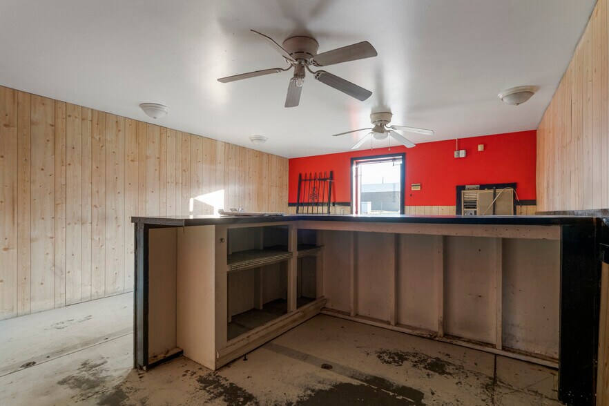 More Photos Of 12 S 111th Ave, Tulsa Service For Lease