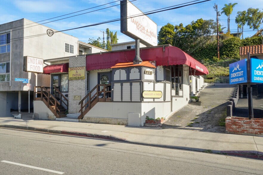 More Photos Of 8404 Pershing Dr, Playa Del Rey Restaurant For Sale