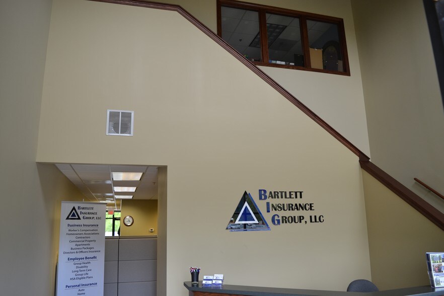 More Photos Of 792-806 W Bartlett Rd, Bartlett Loft Creative Space For Sale