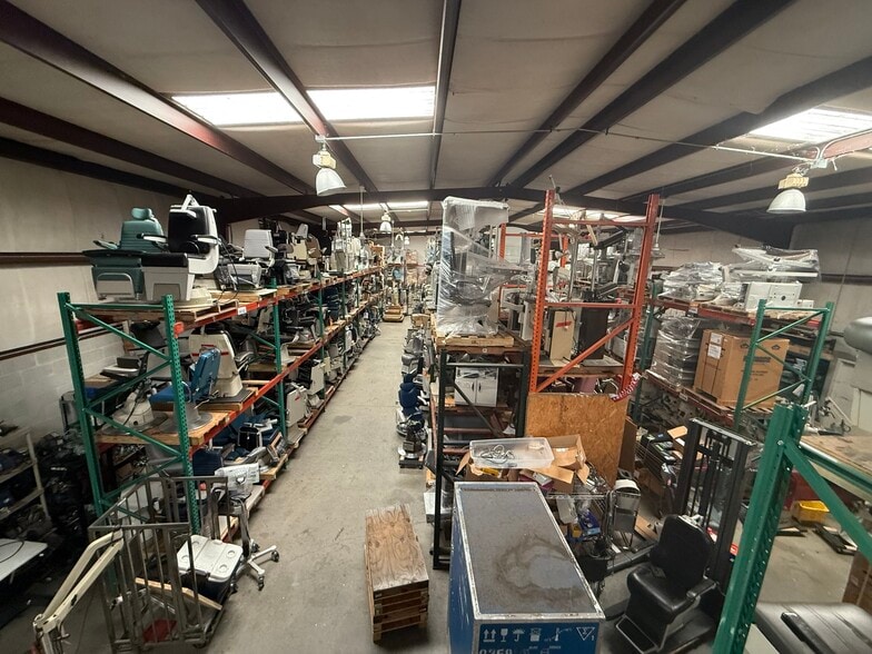 More Photos Of 2711 Airport Rd, Plant City Industrial For Sale