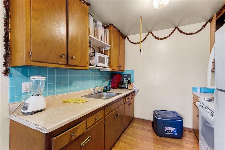 More Photos Of 236 Haas Ave, San Leandro Apartments For Sale