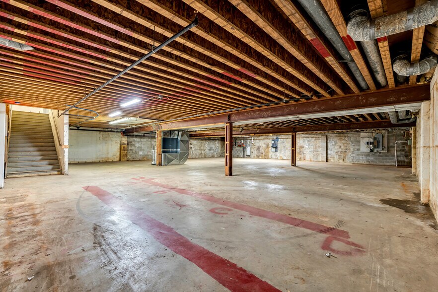 More Photos Of 150 Ocean Blvd N, Long Branch Flex For Lease