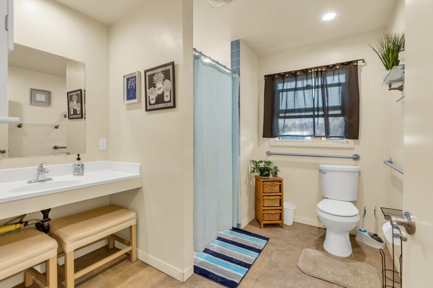 More Photos Of 9455 E Stockton Blvd, Elk Grove Specialty For Sale