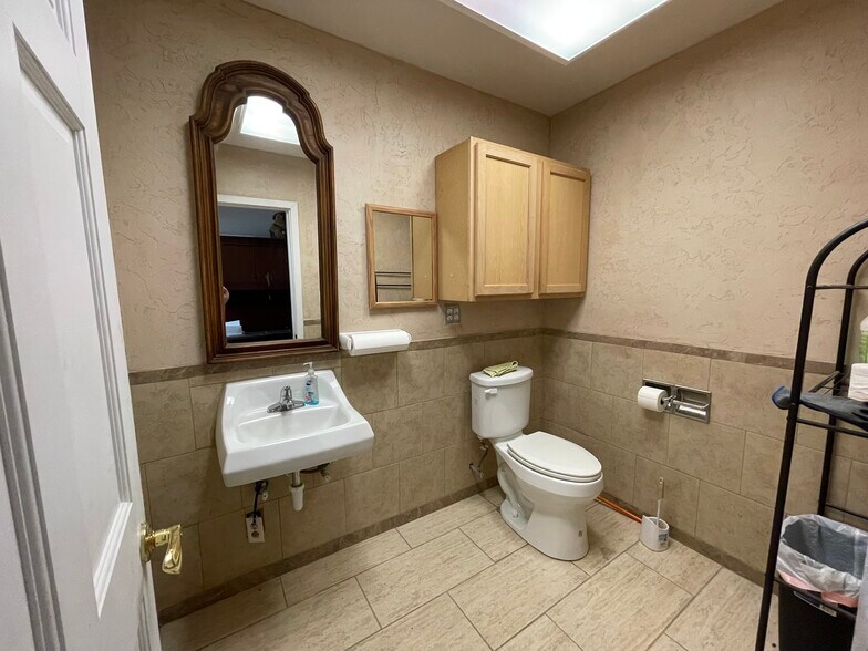 More Photos Of 19650 Ramblewood Dr, Humble Distribution For Sale